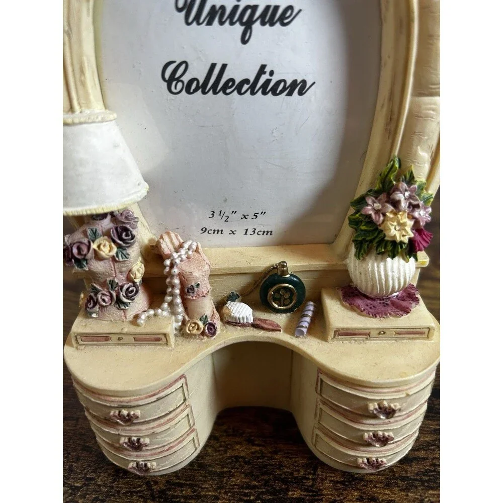 Vintage Victorian Vanity Dressing Table Photo Frame Miniature Decor Pink Floral